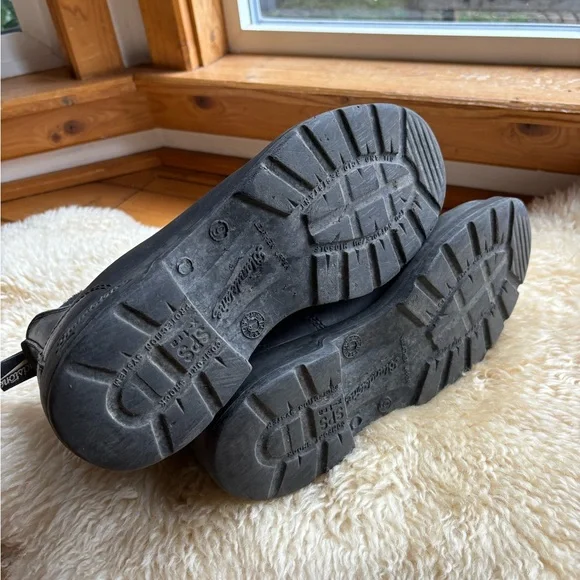Blundstone Boots - Picture 10 of 11